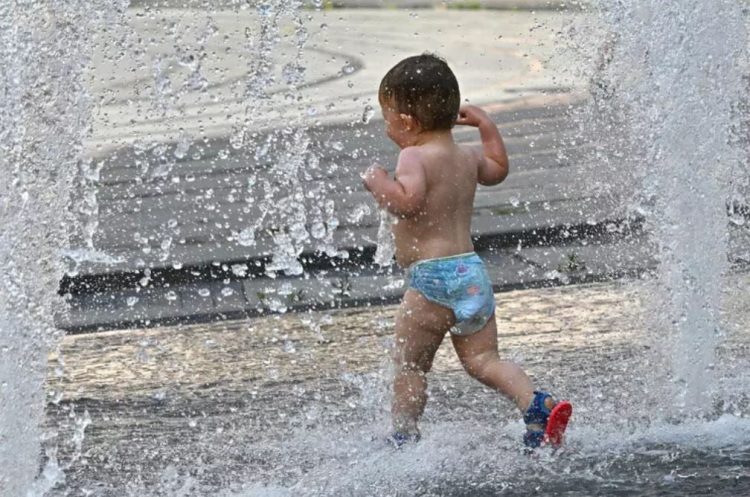 I nxehti afrikan përfshin Italinë, temperatura deri në 40°C në disa rajone