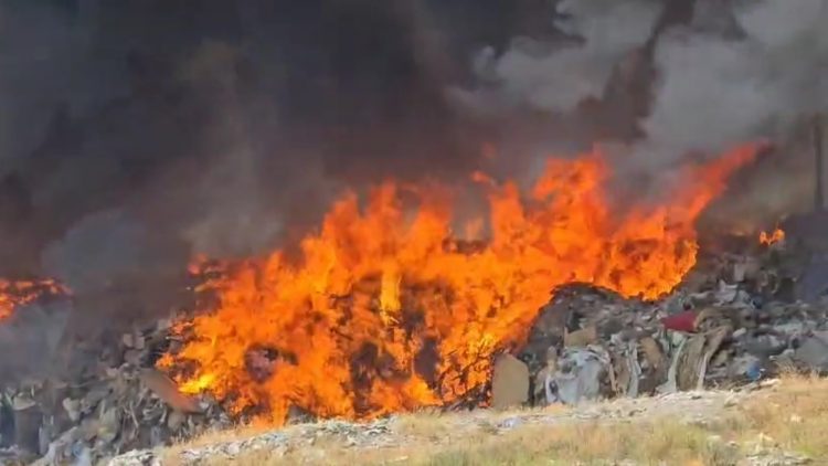 Vlorë/ Zjarri në fushën e mbetjeve urbane, procedohen 5 punonjës të Bashkisë