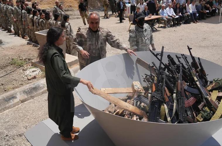 41 vite luftë dhe mbi 40 000 të vdekur  momenti historik kur Kurdët dorëzojnë armët