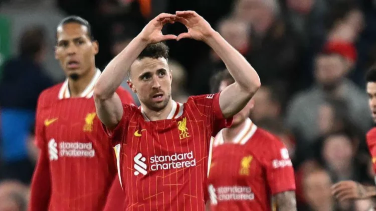 Aksident me makinë, humb jetën futbollisti i Liverpool