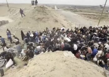 VIDEO/ Momenti kur rojet amerikane hapin zjarr ndaj civilëve palestinezë