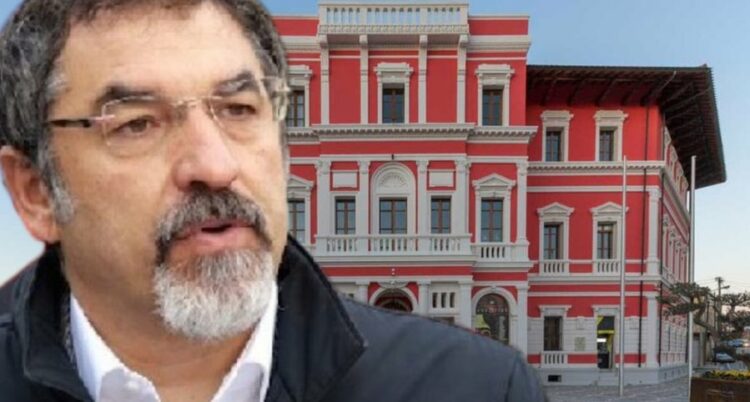 Shkarkimi i drejtorëve, Bashkia Vlorë hap thirrjen për 12 pozicione drejtuese