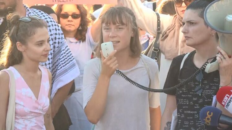 Protesta për Palestinën në sheshin ‘Skënderbej’, pjesëmarrëse edhe Greta Thunberg