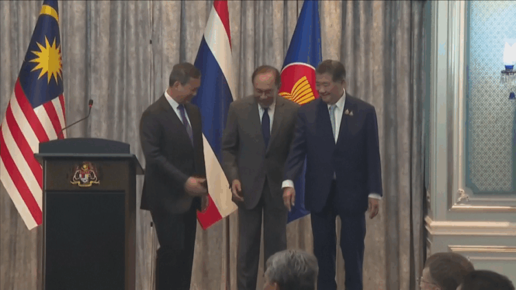 Arrihet marrëveshja, Tajlanda nuk do ta sulmojë më Kamboxhian