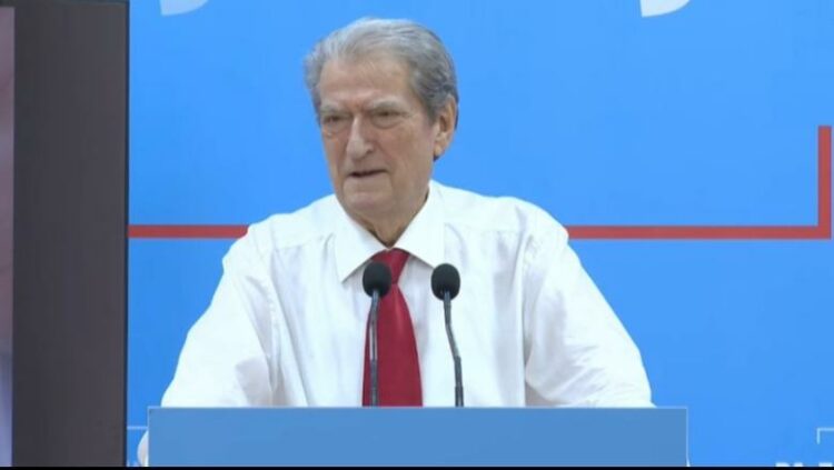 “Asnjë pëllëmbë s’është tokë e xanun!”/Shembjet në Theth, Berisha: Krim i shëmtuar!