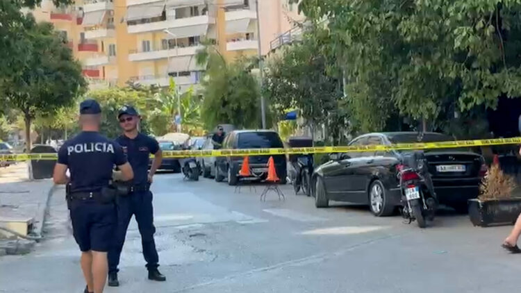 Sherri në Sarandë/Policia:4 persona në kërkim, arrestohet dhe një prej të plagosurve