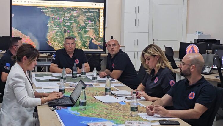 Temperaturat ekstreme dhe zjarret/Komiteti i Mbrojtjes Civile mbledhje urgjente