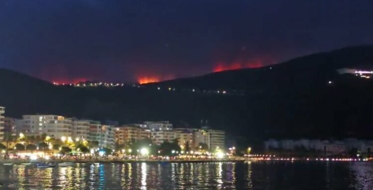 Zjarri në malin Shashicë, flakët i afrohen shtëpive të banuara