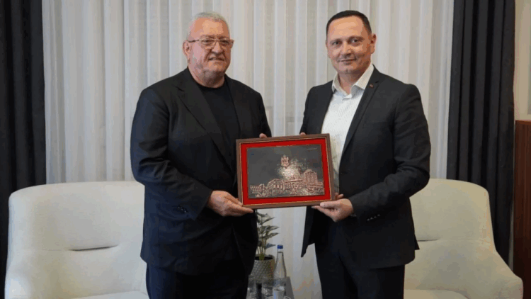 Armand Duka vizitë historike në komunën e Bujanocit