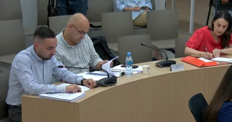 Nis mbledhja e KAS/ PD raporton mbi shkeljet në Elbasan dhe filmimet