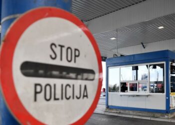 Kroacia u rekomandon shtetasve të saj të mos udhëtojnë në Serbi