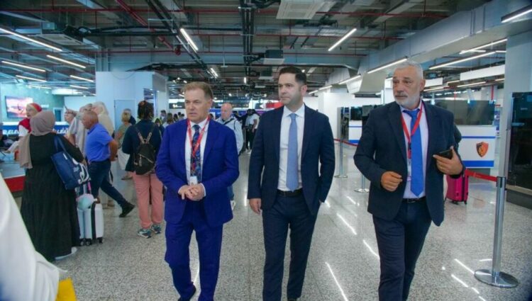 Shtimi i pasagjerëve në TIA/ Malaj: Turizmi, sektor kyç për zhvillimin ekonomik