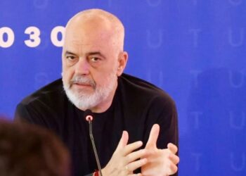 Dixhitalizimi/Rama kritikon bankat: Të prapambetura, kërcënojnë progresin e sektorit