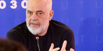 Dixhitalizimi/Rama kritikon bankat: Të prapambetura, kërcënojnë progresin e sektorit