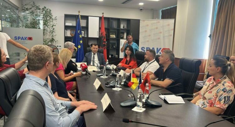 Operacioni/ Mashtrime me Call Center, lëshohen 8 masa arresti. Dëmi..