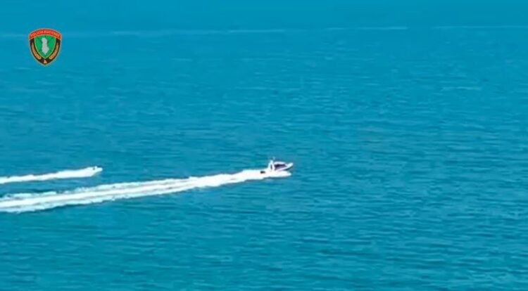 (VIDEO) Valë “ndëshkimesh”, bllokohen 30 mjete lundruese. Vendosen gjoba për..