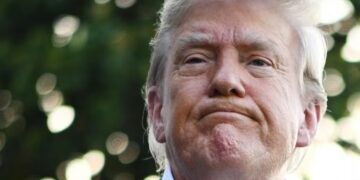 Ndryshe nga Pentagoni, Trump thotë se do të dërgojë armë në Ukrainë