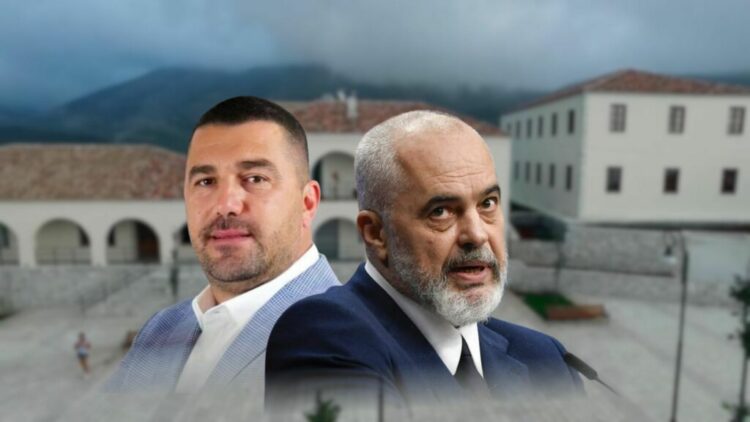 Kryebashkiaku i Konispolit për “debatin” me Ramën: S’lëviz asnjë nëse administrata…
