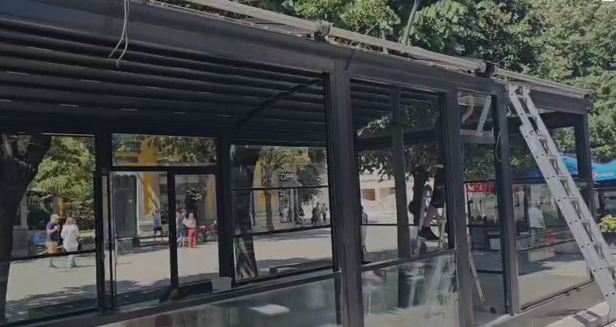 Lirimi i hapësirave   Çmontohen  bizneset në qendër dhe pedonalen e Korçës
