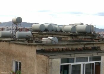 Jugu i Tiranës, probleme me ujin e pijshëm