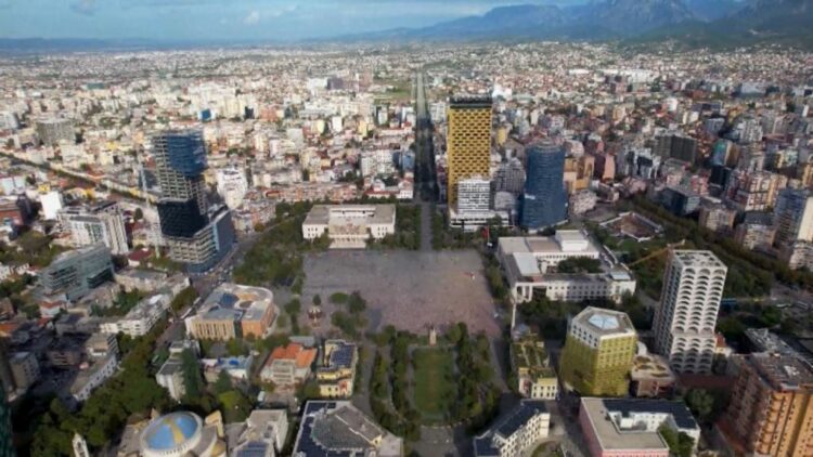 Taksa për pasuritë e paluajtshme në diskutim publik