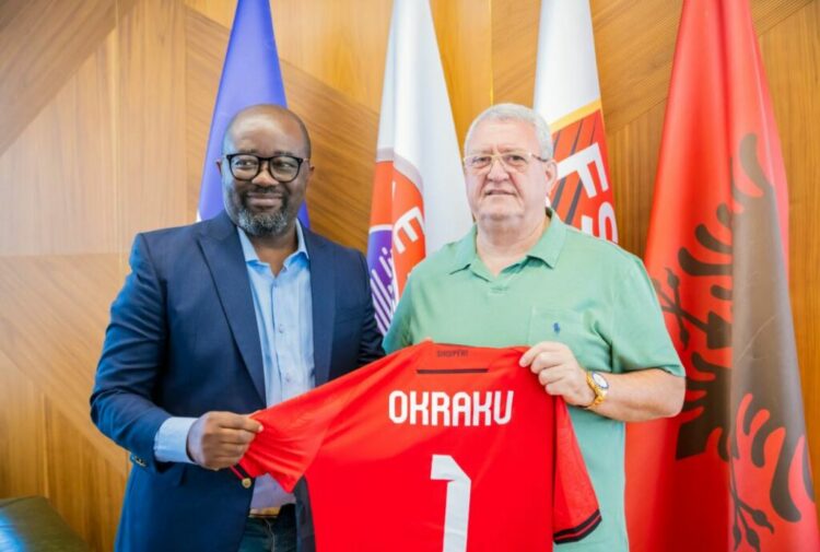 Presidenti Duka pret në takim Presidentin e Federatës Ganeze të Futbollit