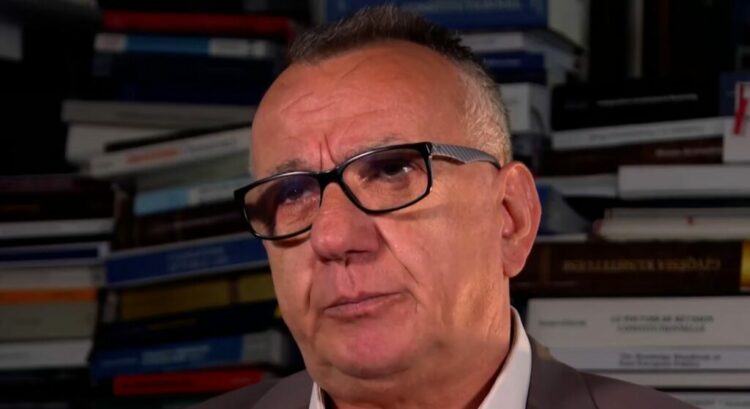 Hasani: Kërkesa e presidentes është e pabazuar, vendimi i Kushtetueses pritet mbi…