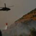 26 vatra zjarri në gjithë Shqipërinë, avionë e helikopterë në betejë me flakët