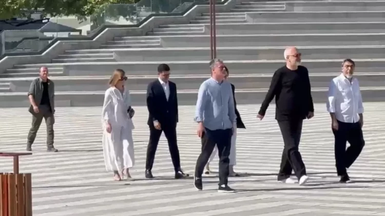 Kryeministri Rama mbërrin sërish në bashkinë e Vlorës