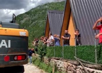 Përplasjet mes policisë dhe banorëve në Theth,Kisha Katolike:Të mbizotërojë paqja!