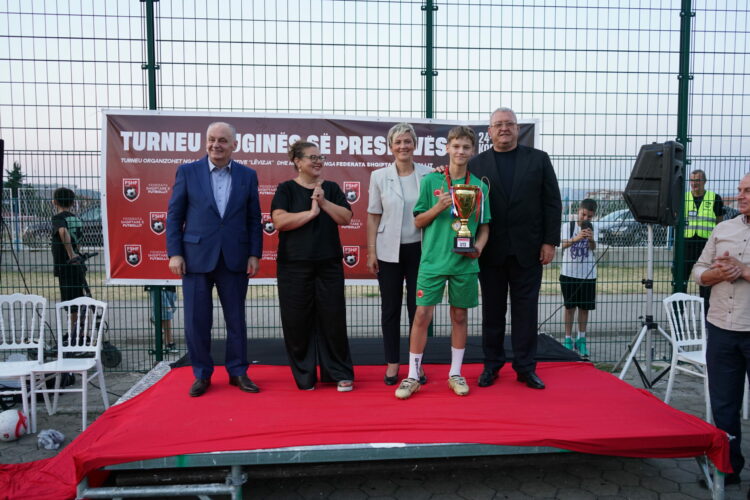 Turneu në Preshevë/ Duka: Të promovojmë futbollin e të motivojmë fëmijët të luajnë