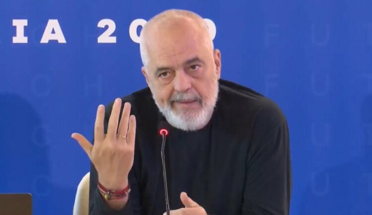 Rama në Berat, batuta me përfaqësuesit e teknologjisë: Ju mund të merrni hak…