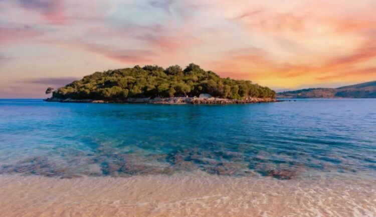 “National Geographic”: Zbuloni thesaret bregdetare të Rivierës Shqiptare