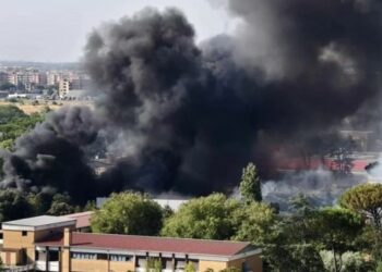 (VIDEO) Romë/ Shpërthim në një pikë karburanti, 21 persona mbetën të plagosur