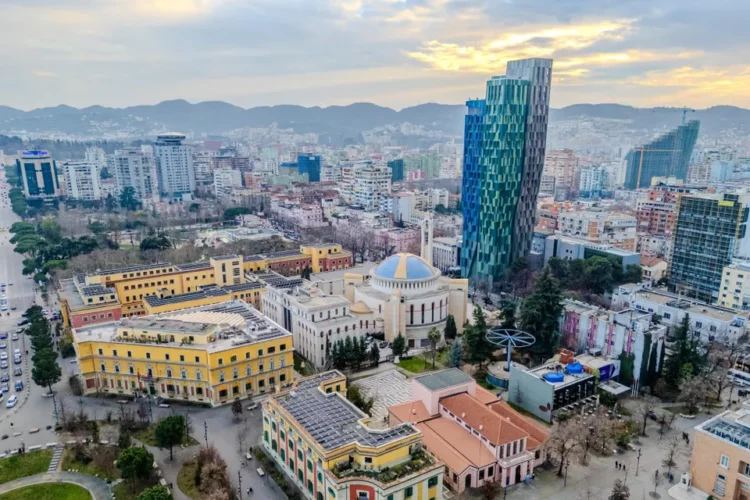 “Shqipëria, një vend jashtëzakonisht piktoresk”