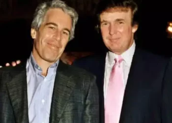 Trump tregon arsyen e prishjes së miqësisë me Epstein