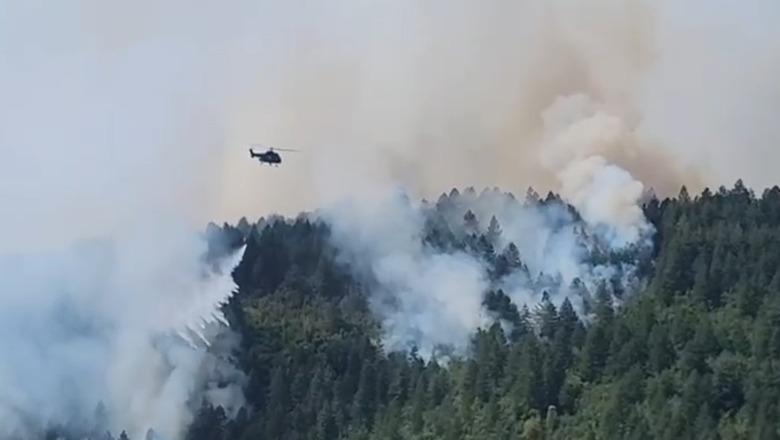 zjarr-ne-miras-te-korces-nderhyn-nga-ajri-helikopteri-per-te-shuar-flaket
