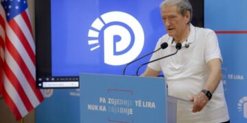 Sali Berisha thirrje FBI: Zgjeroni hetimet për Sorosin dhe të birin deri në Shqipëri