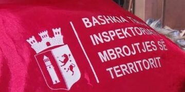 Lihet në burg inspektori i IMT-së Tiranë, ja çfarë deklaroi Gerald Fuçia në seancë