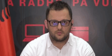 Zhduket ish-zv.drejtori i Përgjithshëm i AKSHI-t!Familjarët bëjnë denoncim në polici