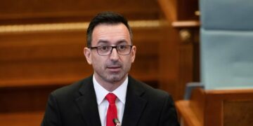 Dimal Basha distancohet sërish nga artikulli kundër UÇK-së