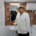Kim Jong-un me kapele kauboji dhe brenda në banjë