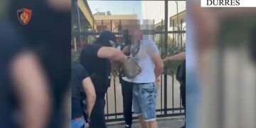 Policia operacion në Durrës, arrestohen dy persona me rrezikshmëri të lartë
