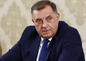KQZ i heq mandatin udhëheqësit të serbëve në Bosnje, Millorad Dodik