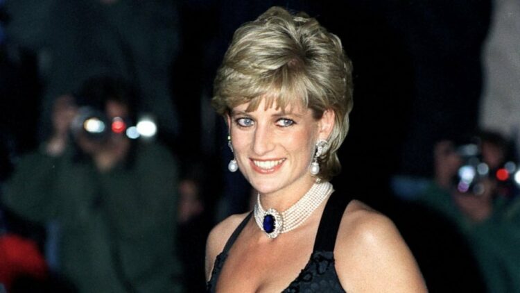 28 vite pa Lady Diana/Bota ende pyet në heshtje:A ishte aksident vdekja e princeshës