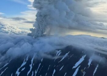 Shpërthen një vullkan rus për herë të parë pas 500 vjetësh