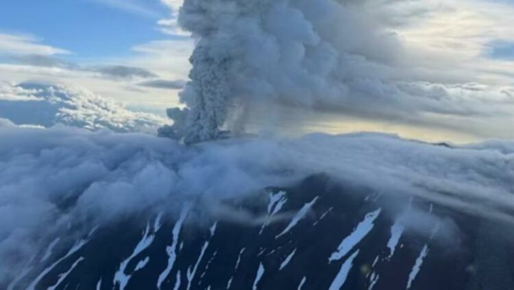 Shpërthen një vullkan rus për herë të parë pas 500 vjetësh