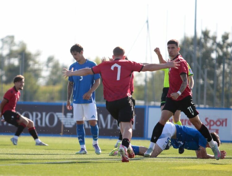 U-19/ Shqipëria luan miqësoren e parë me Italinë