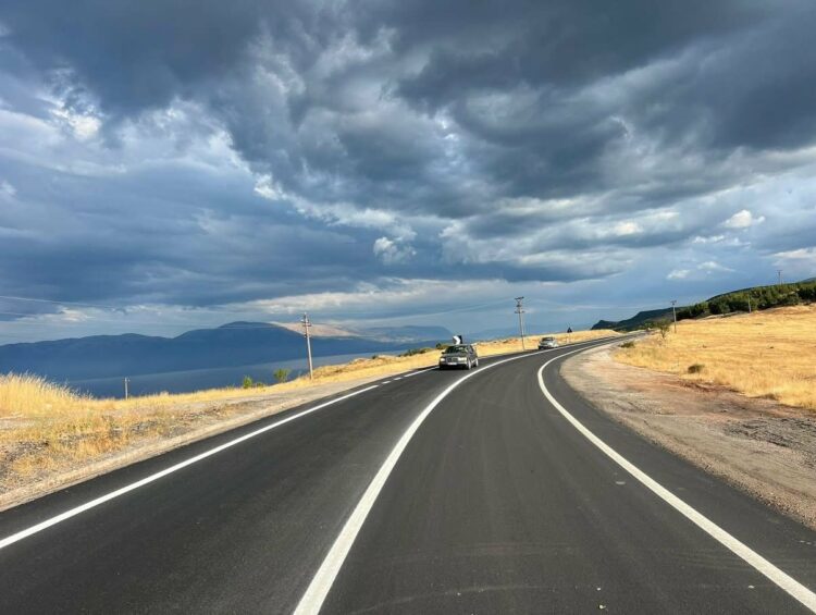 Rama ndan pamje nga Qafë Thana:U mbyllën punimet për riparimin e shtresave asfaltike