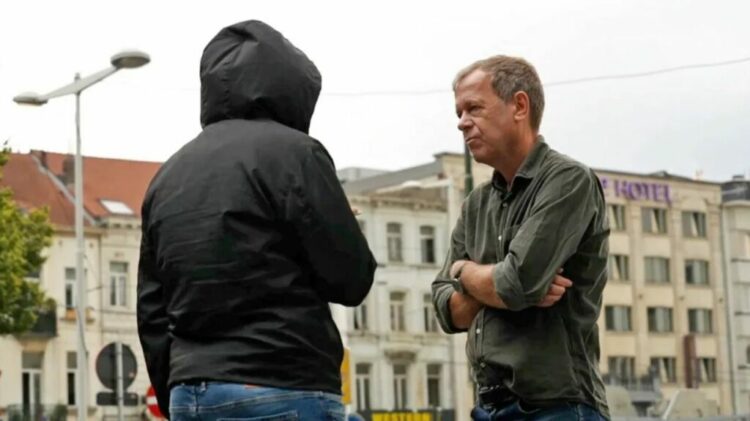 “A po punon kamera…”, Rrëfimi i gazetarit të BBC: Si u infiltrova mes trafikantëve